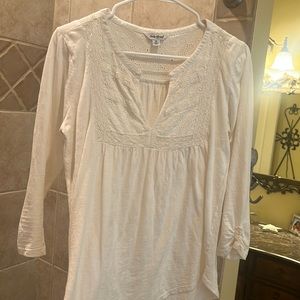 casual top! Great w jeans